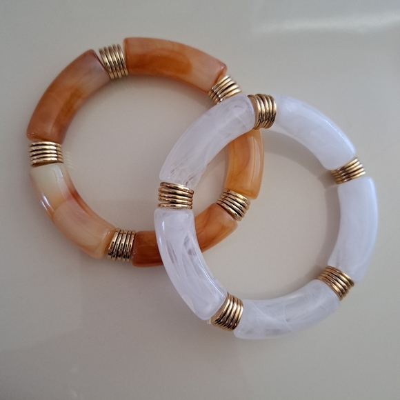 Set of 5 Gorgeous Bangle Bracelets - Picture 3 of 5